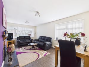 Living/Dining Room- click for photo gallery